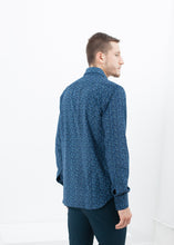 Carica l'immagine nel visualizzatore di Gallery, Western Arkansas Button-Up in Blue Floral