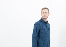 Carica l'immagine nel visualizzatore di Gallery, Western Arkansas Button-Up in Blue Floral