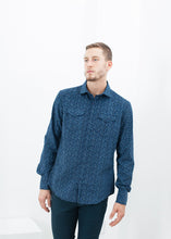 Carica l'immagine nel visualizzatore di Gallery, Western Arkansas Button-Up in Blue Floral