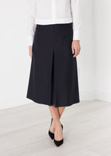 Carica l'immagine nel visualizzatore di Gallery, Tulle Pleat Skirt in Navy