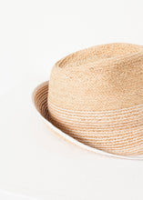 Carica l'immagine nel visualizzatore di Gallery, Washboard Hat in Straw/White