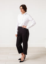 Carica l'immagine nel visualizzatore di Gallery, Wide Cropped Trouser in Black