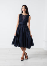 Carica l&#39;immagine nel visualizzatore di Gallery, Voile V-Neck Dress in Navy