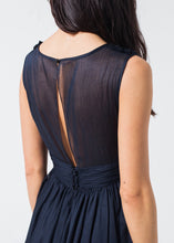 Carica l&#39;immagine nel visualizzatore di Gallery, Voile V-Neck Dress in Navy