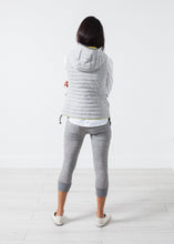 Carica l&#39;immagine nel visualizzatore di Gallery, Primula Vest in Light Grey