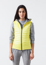 Carica l&#39;immagine nel visualizzatore di Gallery, Primula Vest in Yellow