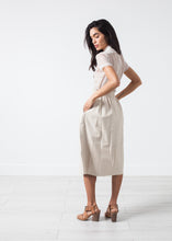 Carica l&#39;immagine nel visualizzatore di Gallery, Eulera Leather Skirt in Cream