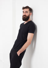 Carica l'immagine nel visualizzatore di Gallery, Yeps Shirt in V-Neck