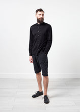Carica l'immagine nel visualizzatore di Gallery, Scotland Button-Up in Black