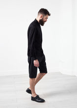 Carica l'immagine nel visualizzatore di Gallery, Scotland Button-Up in Black