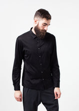 Carica l'immagine nel visualizzatore di Gallery, Scotland Button-Up in Black