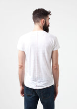 Carica l&#39;immagine nel visualizzatore di Gallery, Comfort Tee in White Linen