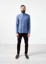 Carica l&#39;immagine nel visualizzatore di Gallery, Linen Button Up in Blue Diamond