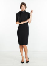 Carica l&#39;immagine nel visualizzatore di Gallery, Tie Neck Wool Dress in Black