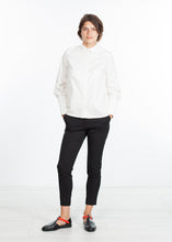 Carica l&#39;immagine nel visualizzatore di Gallery, Trim Collar Poplin Blouse in Off White
