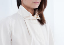 Carica l&#39;immagine nel visualizzatore di Gallery, Full Collar Poplin Blouse in Off White