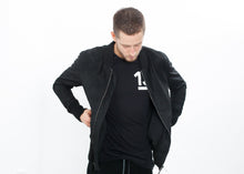 Carica l&#39;immagine nel visualizzatore di Gallery, Broken Leather Bomber in Black