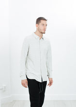 Carica l&#39;immagine nel visualizzatore di Gallery, Kasuri Jersey Button-Up in Ivory/Black