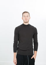Carica l&#39;immagine nel visualizzatore di Gallery, Merino Knit Turtleneck in Cavern