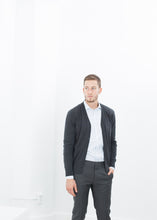 Carica l&#39;immagine nel visualizzatore di Gallery, Hidden Placket Cardigan in Charcoal