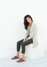 Carica l&#39;immagine nel visualizzatore di Gallery, Bulk Stitch Cardigan in Cloud
