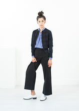 Carica l&#39;immagine nel visualizzatore di Gallery, Quilt Pattern Cardigan in Black/Navy