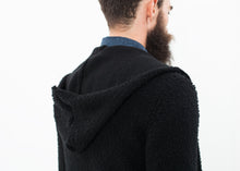 Carica l&#39;immagine nel visualizzatore di Gallery, Pill Zip Sweater in Black
