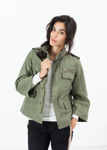 Carica l&#39;immagine nel visualizzatore di Gallery, Big Army Jacket in Olive