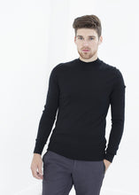 Carica l&#39;immagine nel visualizzatore di Gallery, Merino Knit Turtleneck in Black