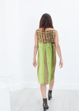 Carica l&#39;immagine nel visualizzatore di Gallery, Silk Shift in Tweed and Net