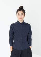 Carica l'immagine nel visualizzatore di Gallery, Wrinkled Tux Shirt in Navy