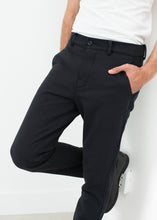 Carica l&#39;immagine nel visualizzatore di Gallery, Raps Pant in Black