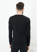 Carica l&#39;immagine nel visualizzatore di Gallery, Button Shoulder Pullover in Black
