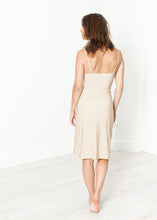 Carica l'immagine nel visualizzatore di Gallery, Second Skin Slip in Nude