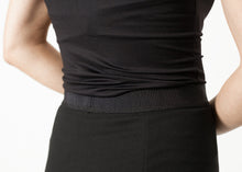 Carica l&#39;immagine nel visualizzatore di Gallery, Coopia Skirt in Black