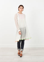 Carica l&#39;immagine nel visualizzatore di Gallery, Pink Bib Dress in White