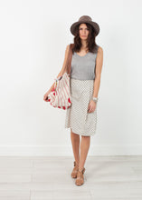 Carica l'immagine nel visualizzatore di Gallery, Woven Oversized Tote in Red Stripe