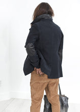 Carica l'immagine nel visualizzatore di Gallery, Zola Coat in Black