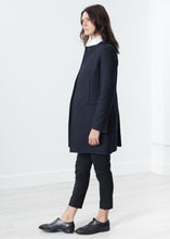 Carica l&#39;immagine nel visualizzatore di Gallery, Tessuto Jacket in Navy