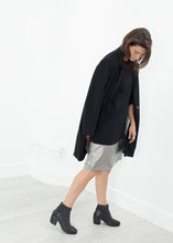 Carica l&#39;immagine nel visualizzatore di Gallery, Border Dress in Black/Silver