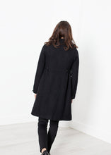 Carica l'immagine nel visualizzatore di Gallery, Zoulou Coat in Black