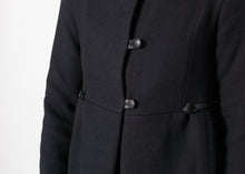 Carica l'immagine nel visualizzatore di Gallery, Zoulou Coat in Black