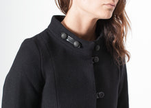 Carica l'immagine nel visualizzatore di Gallery, Zoulou Coat in Black
