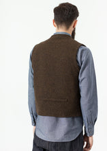 Carica l&#39;immagine nel visualizzatore di Gallery, Kobe Vest in Brown