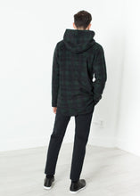Carica l&#39;immagine nel visualizzatore di Gallery, Double Breasted Hoodie in Forest Plaid