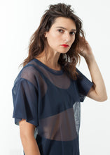 Carica l&#39;immagine nel visualizzatore di Gallery, Mesh Over Tee in Navy