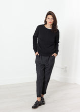 Carica l&#39;immagine nel visualizzatore di Gallery, Loopwheeler Sweatshirt in Black