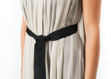 Carica l&#39;immagine nel visualizzatore di Gallery, Chiffon Cape Back Dress in Sand