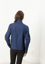 Carica l&#39;immagine nel visualizzatore di Gallery, Full Collar Poplin Blouse in Navy