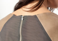 Carica l&#39;immagine nel visualizzatore di Gallery, Leather Front Tunic